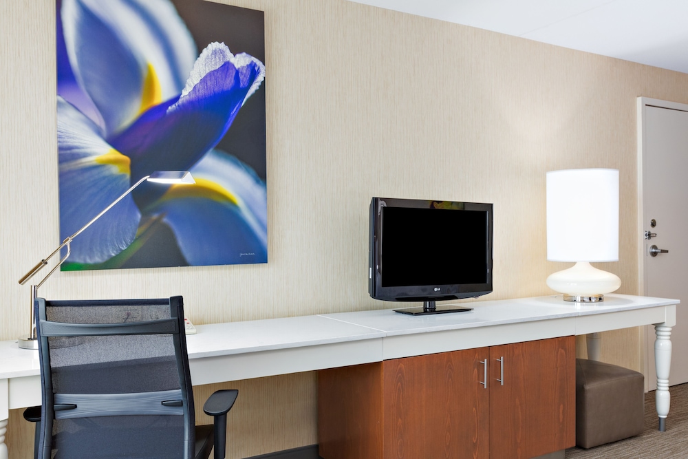 Hilton Garden Inn Folsom - photo 7