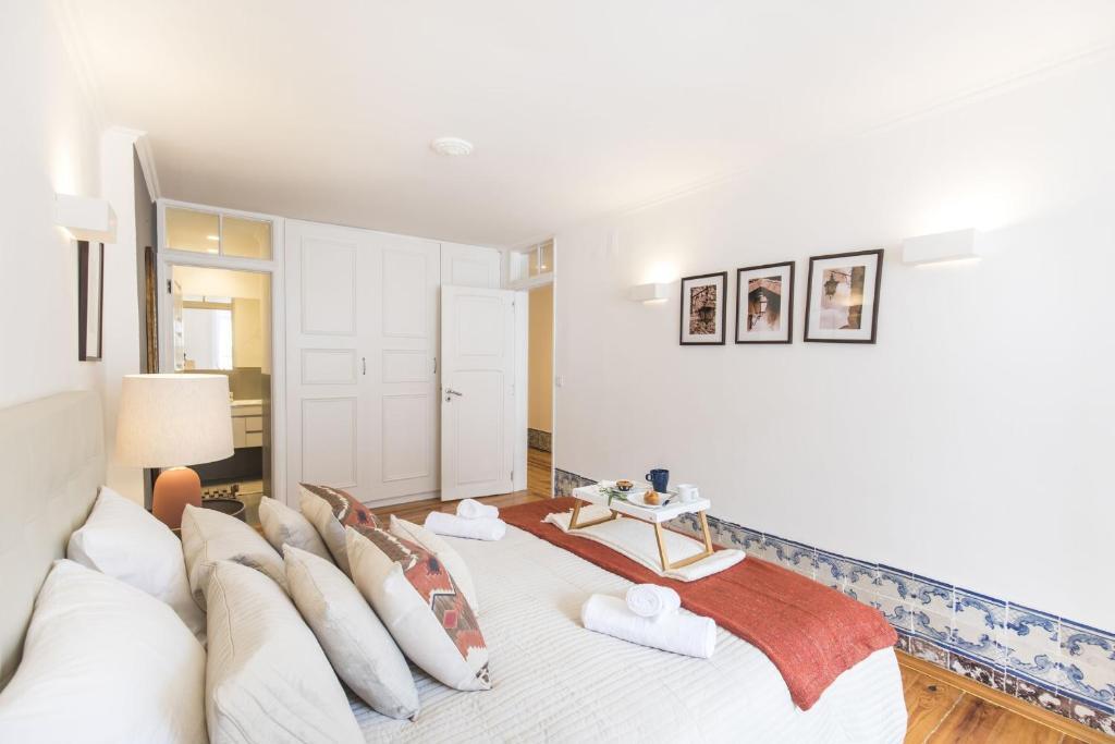 LovelyStay Downtown Magnificent Flat — 4-Star Luxury Hotel in Lisbon, Portugal