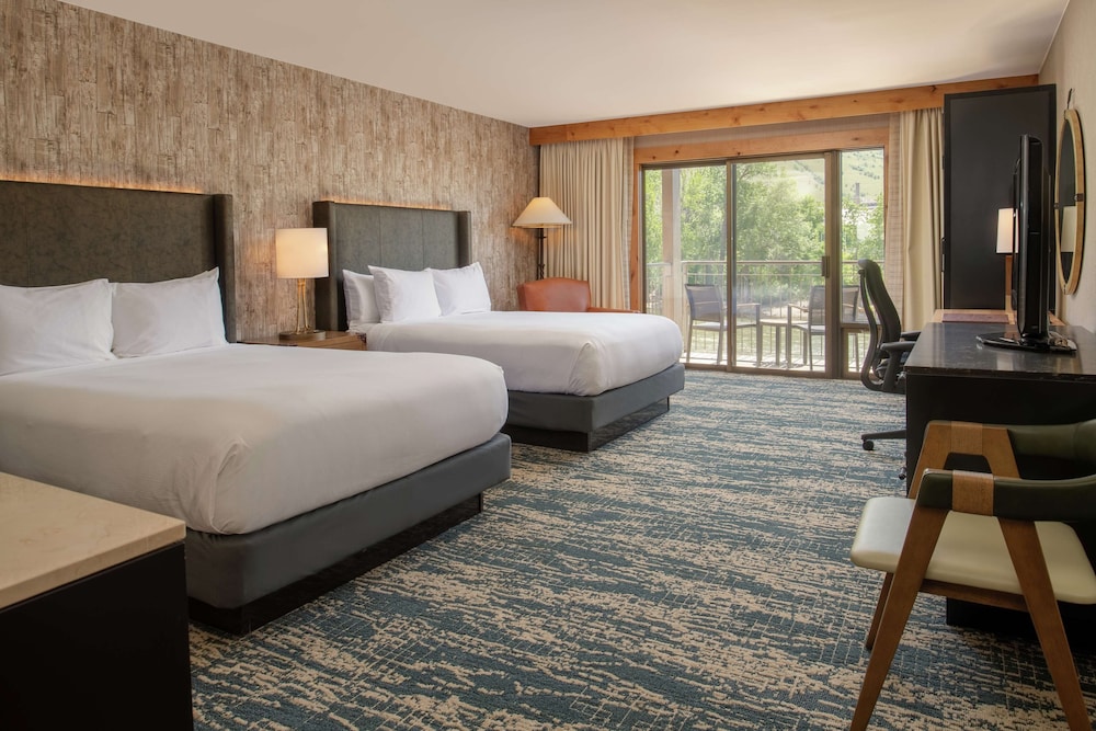 Edgewater Missoula Tapestry Collection by Hilton - photo 6