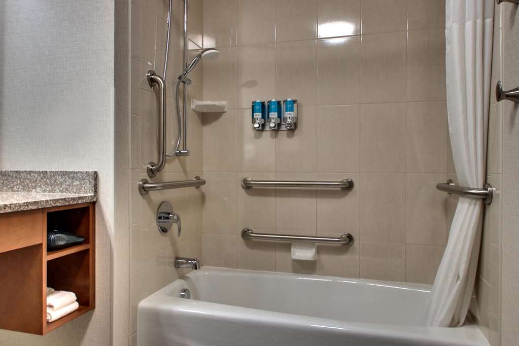 Drury Inn & Suites Iowa City Coralville - photo 46
