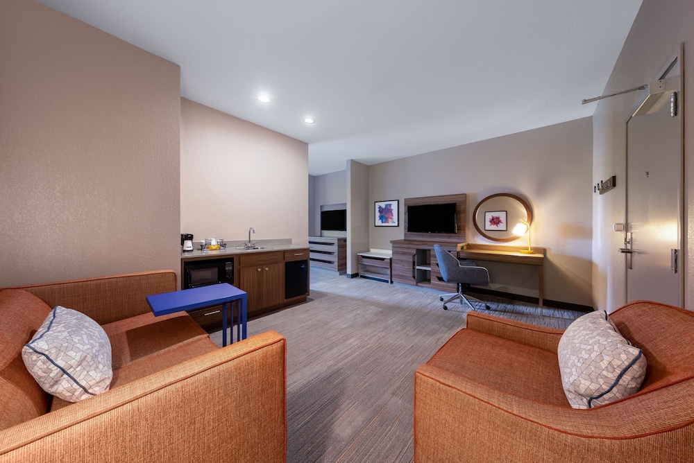 Hampton Inn St. Robert Ft. Leonard Wood - photo 28