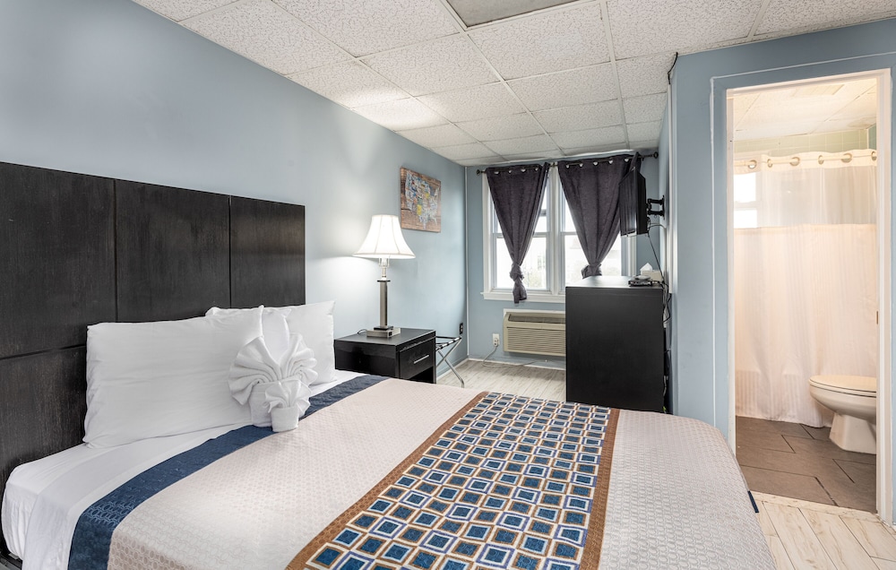 Hammock Inn & Suites North Beach Hotel - photo 8