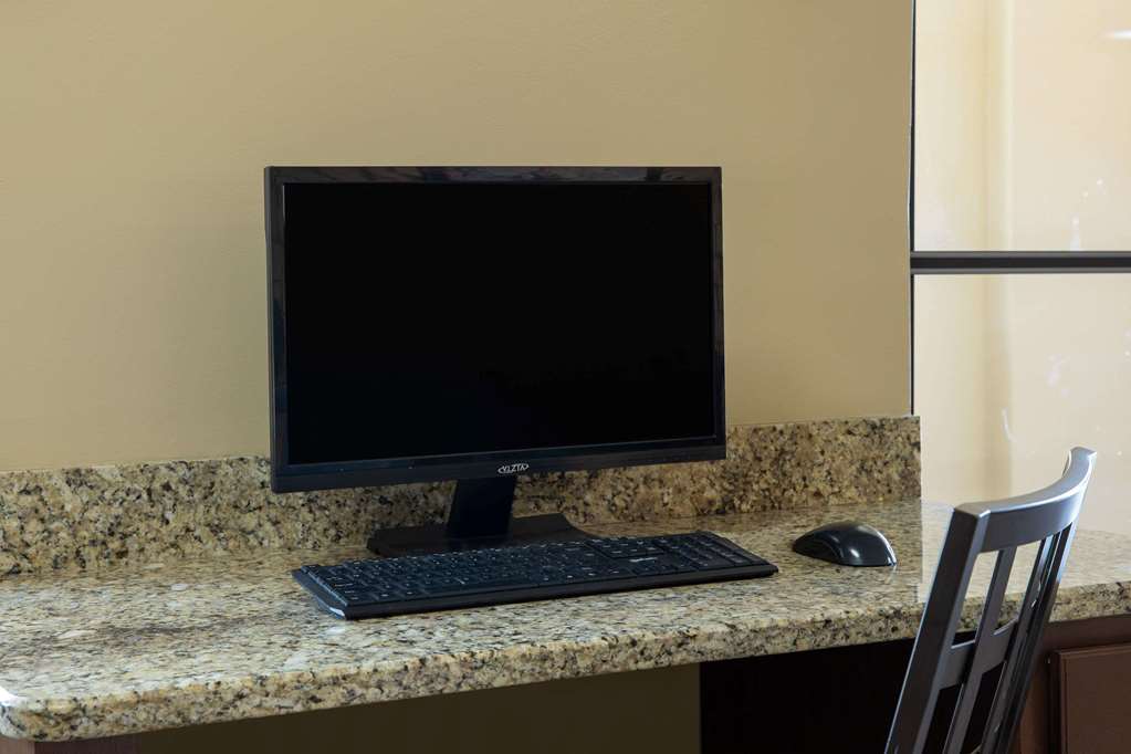 Days Inn by Wyndham Tupelo - photo 19