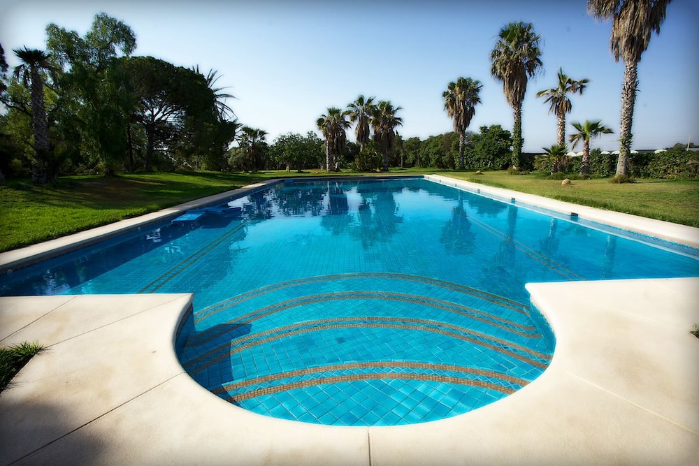 Finca Belon - carbon neutral hotel in Mutxamel