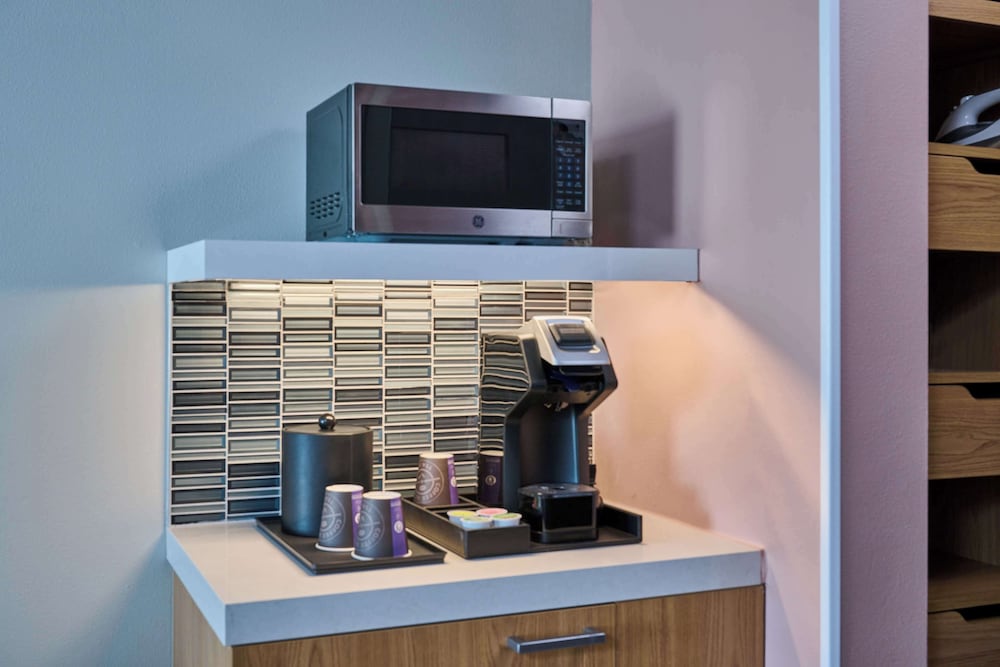 Hilton Garden Inn Anchorage - photo 9