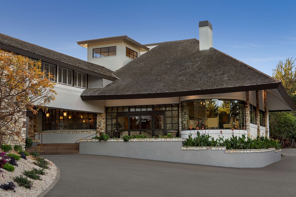 Hilton Garden Inn Monterey - photo 80