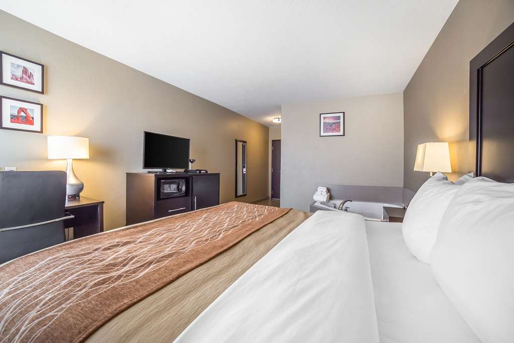 Comfort Inn & Suites Vernal National Monument Area - photo 12