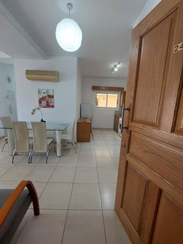 Sunny 2 Bedroom Larnaca Center
