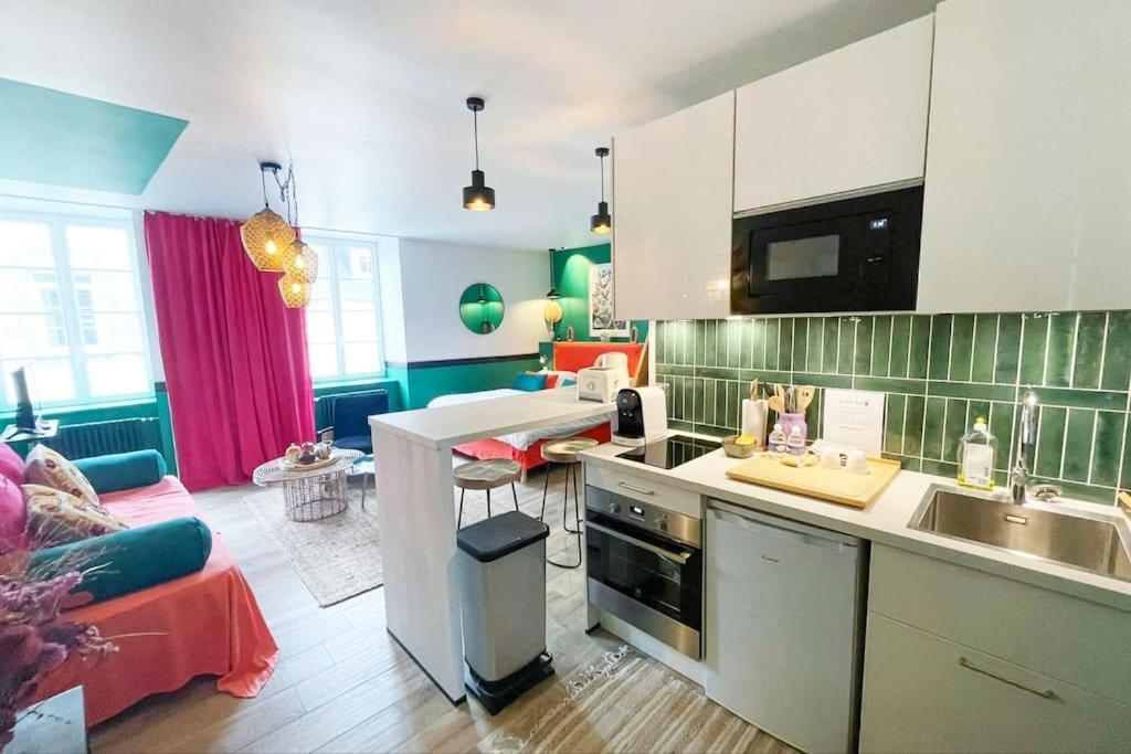 Appartement Bollyroom Plage 50m Rue Gratuite — 4-Star Luxury Hotel in Saint-Malo, France