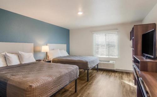 Woodspring Suites Denver Commerce City - featured photo