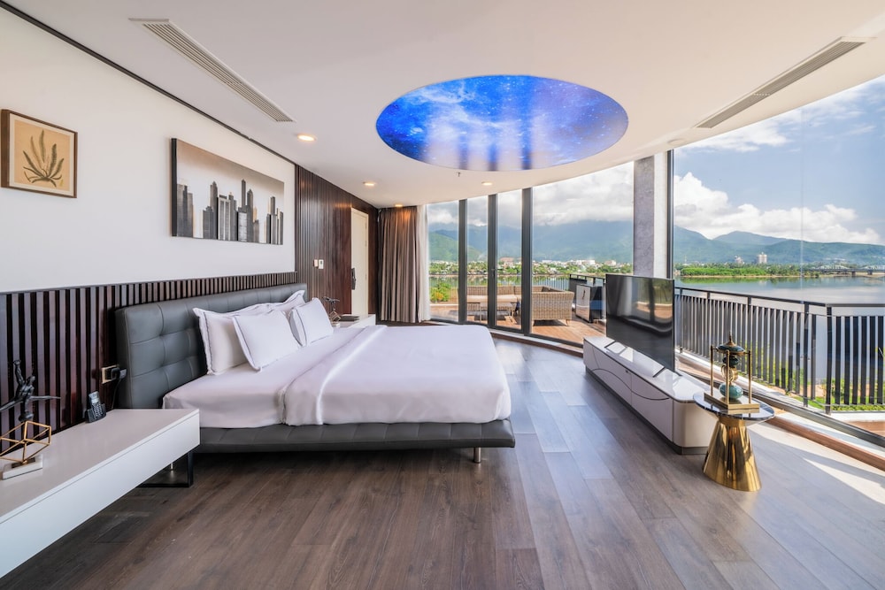 Cami Riverside Resort Đà Nẵng - last minute hotel in Da Nang