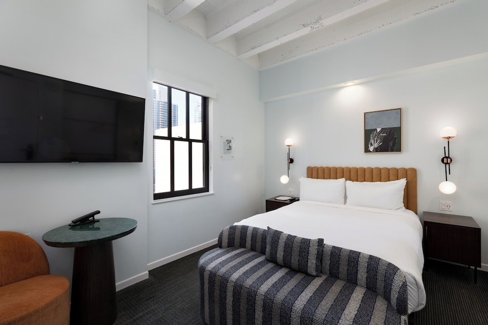 The Guild Hotel San Diego Downtown a Marriott Tribute Portfolio Hotel - photo 17