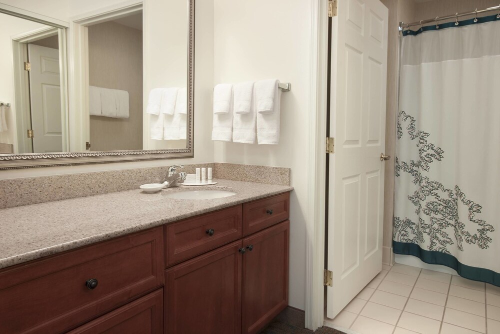Residence Inn by Marriott Des Moines West - photo 10