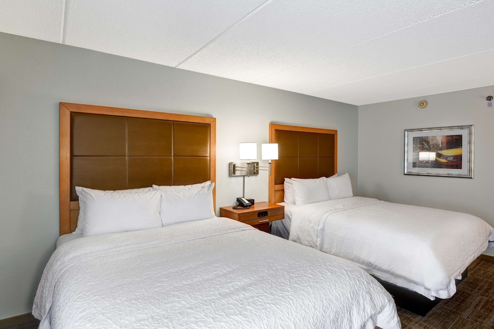 Hampton Inn Albany Wolf Road - photo 17