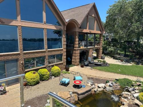 Driftwood Dreams in Chapin, United States