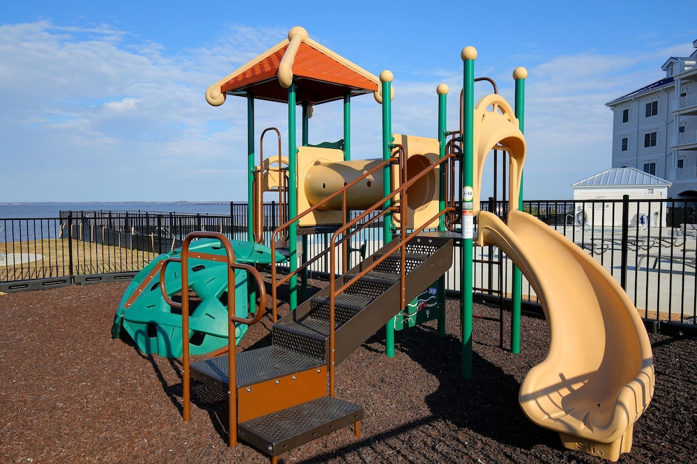 Waterside Resort - photo 22