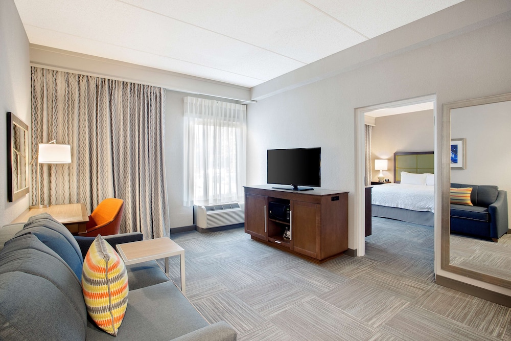 Hampton Inn by Hilton Middletown - photo 13