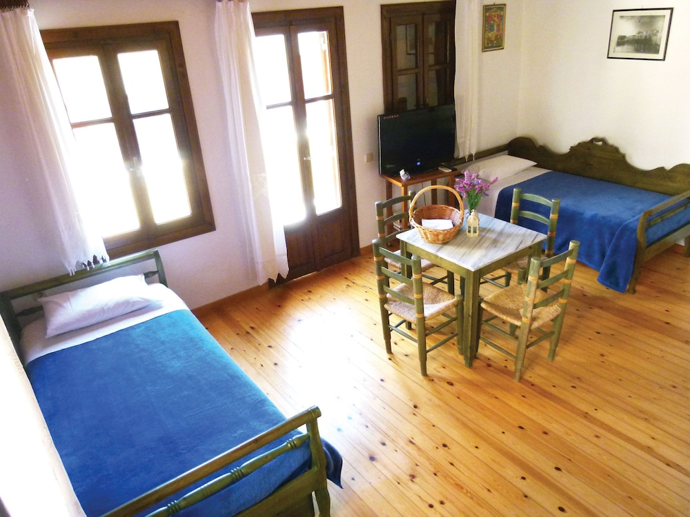 Madonna Studios — Chania — photo 3