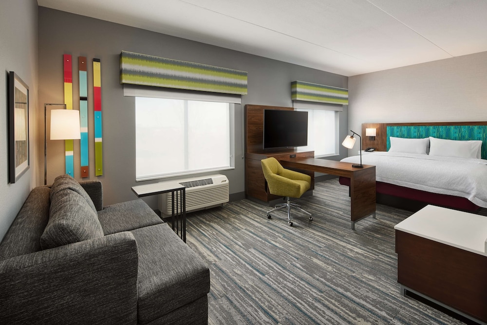 Hampton Inn & Suites Franklin Indianapolis - photo 17