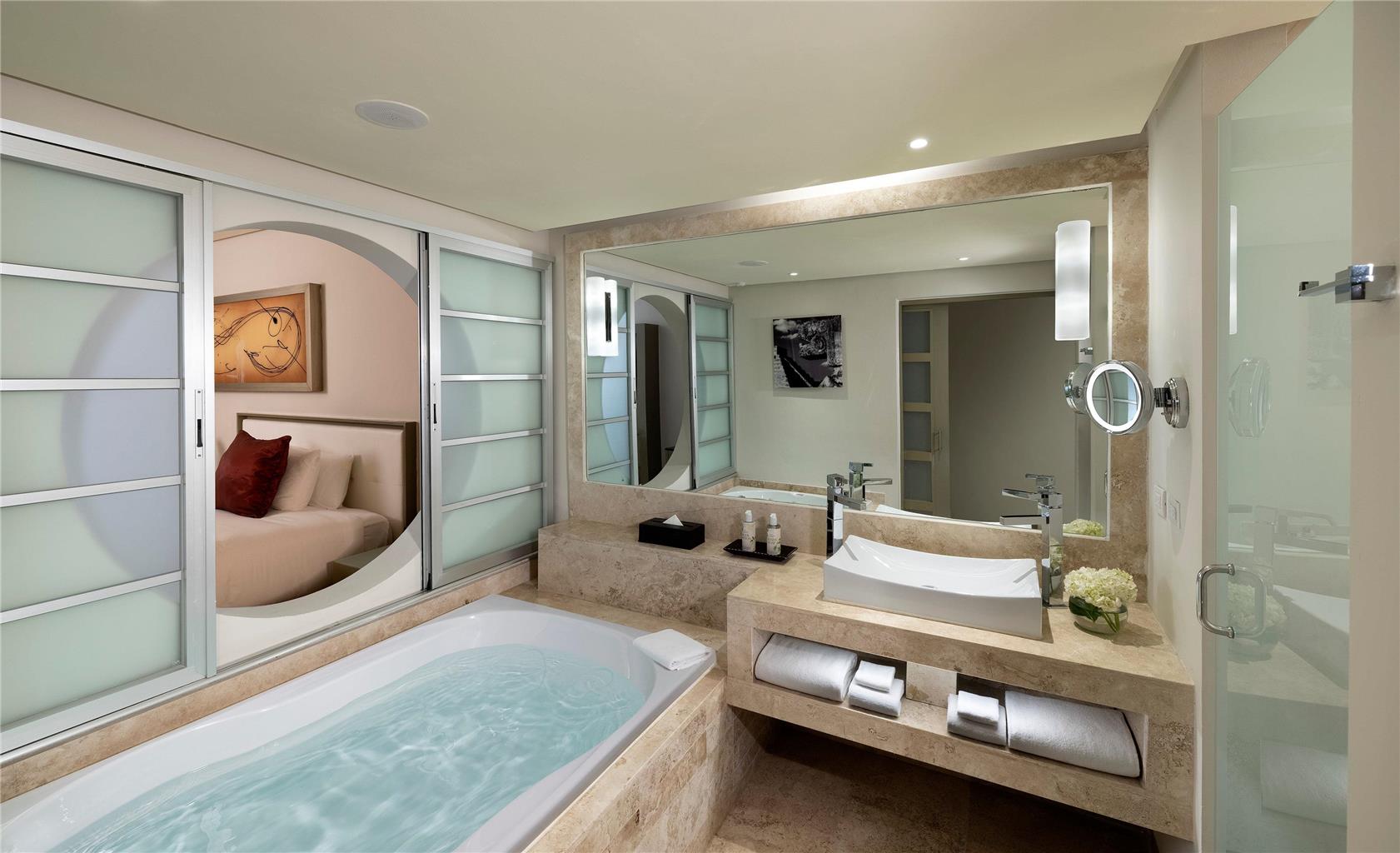 Guest room