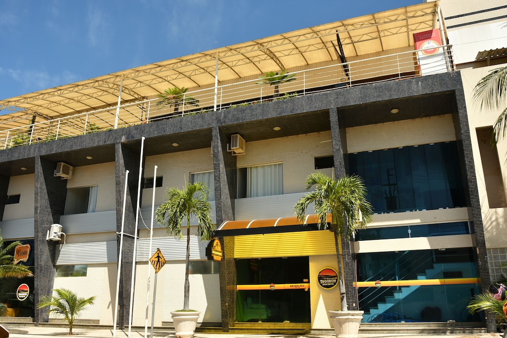 Troodon Park Hotel - carbon neutral hotel in Sousa