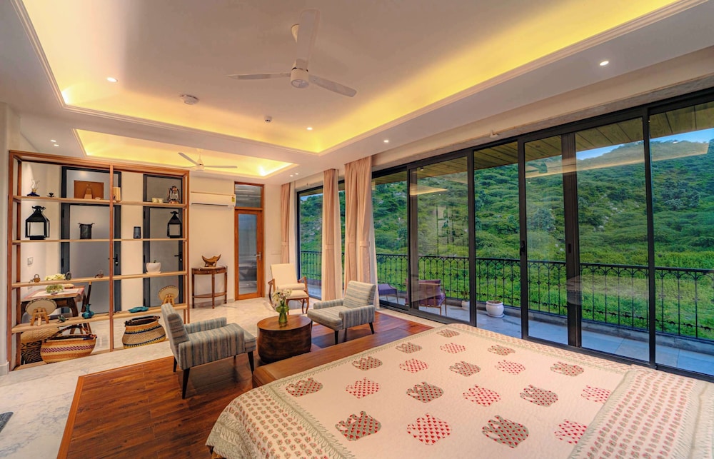 Artisav House — 4-Star Luxury Hotel in Jaipur, India