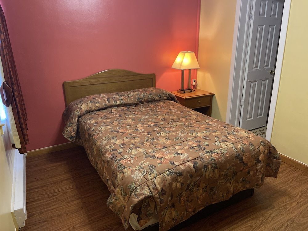 Gateway Inn - photo 13