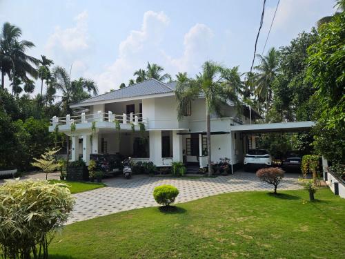 Eden Garden by Kattumana — hotel in Vaikam