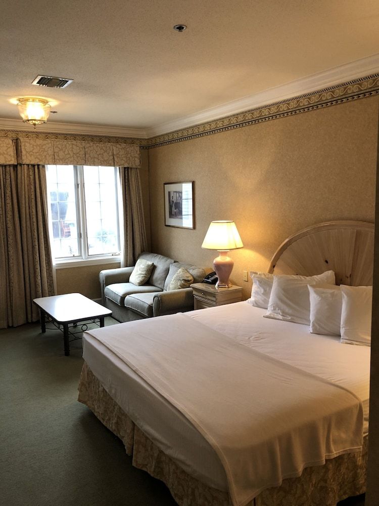 Copperfield Inn Resort - photo 17