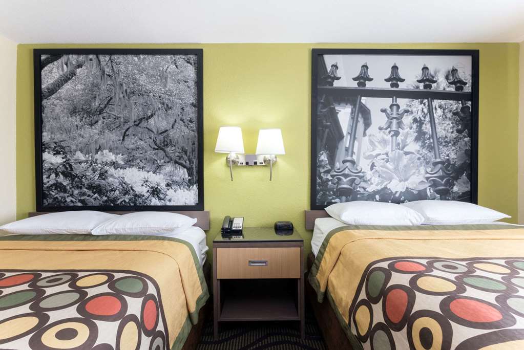 Super 8 by Wyndham Brunswick St Simons Island Area - photo 6