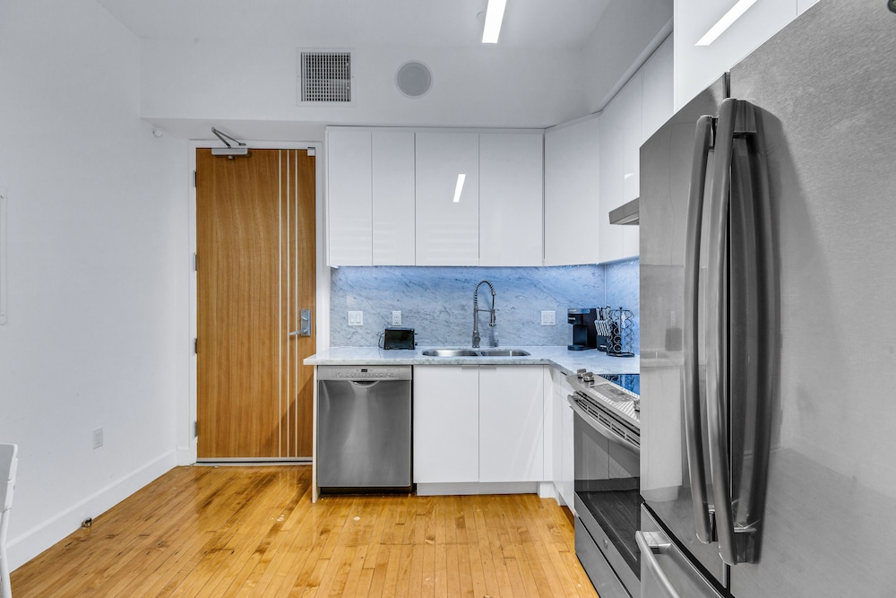 One Lux Stay HWH Downtown Los Angeles - photo 45