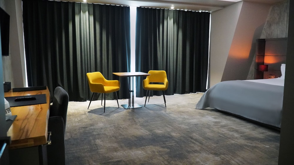 Aniroc Signature Hotel in Arad, Romania