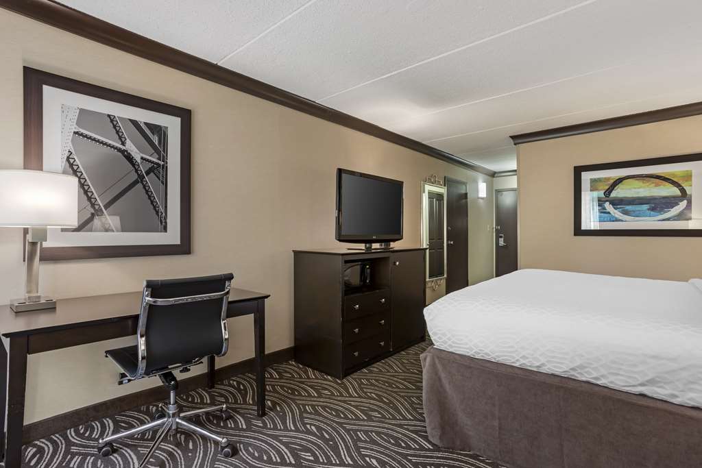 Best Western Plus Kingston Hotel And Conference Center - photo 25