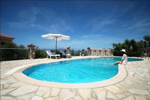 Villa Elenia — 4-Star Luxury Hotel in Lefkada, Greece