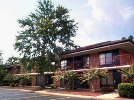 Super 8 La Grange — Lagrange — photo 2