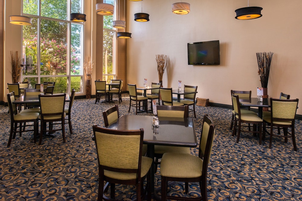 Holiday Inn Express & Suites Bucyrus by IHG - photo 34