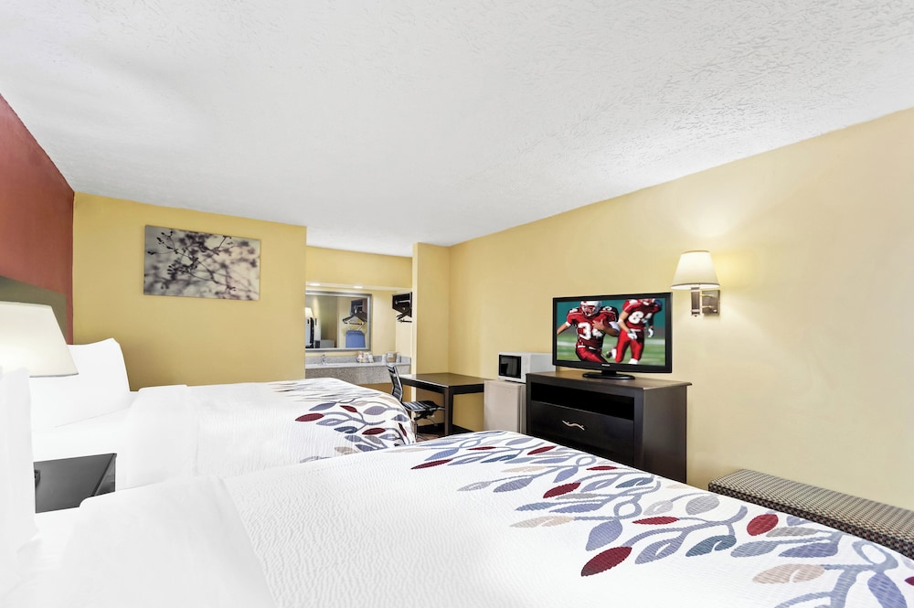 Red Roof Inn Berea - photo 6