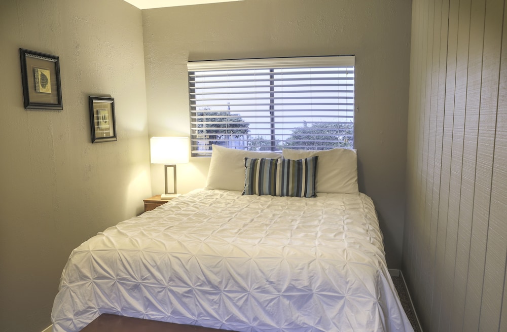 The Inn at Schoolhouse Creek - photo 15