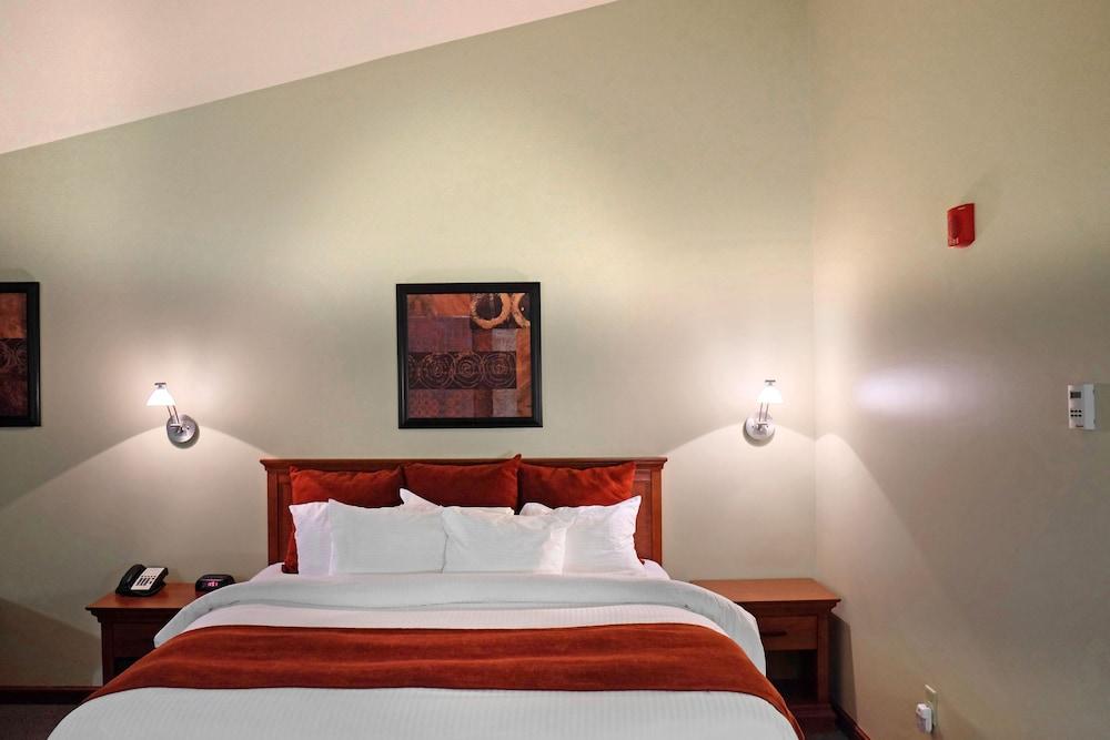 The Inn at Ohio Northern University - photo 3