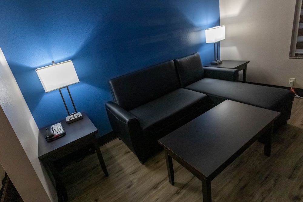 The Azure Hotel - photo 16