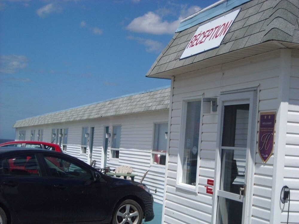 Motel Le Noroit in Gaspe, Canada