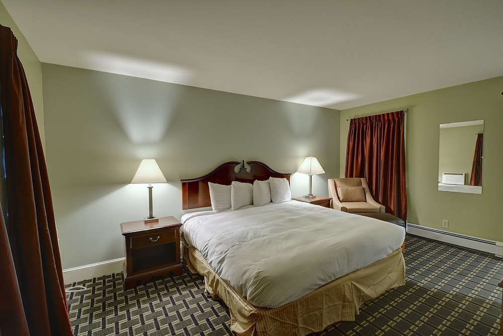 Colonial Motel And Spa - photo 15