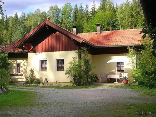 Ferienhaus Meier Georg — hotel in Lindberg