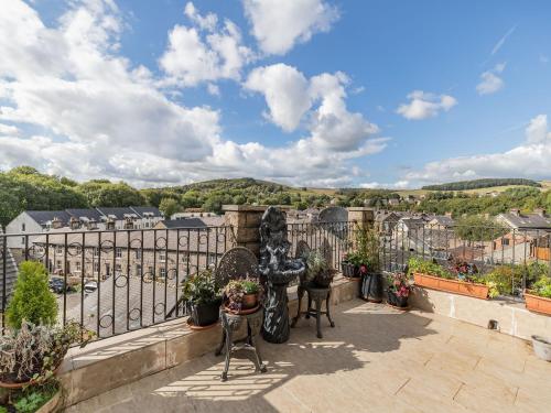 6 Fairfield Road in Buxton, United Kingdom