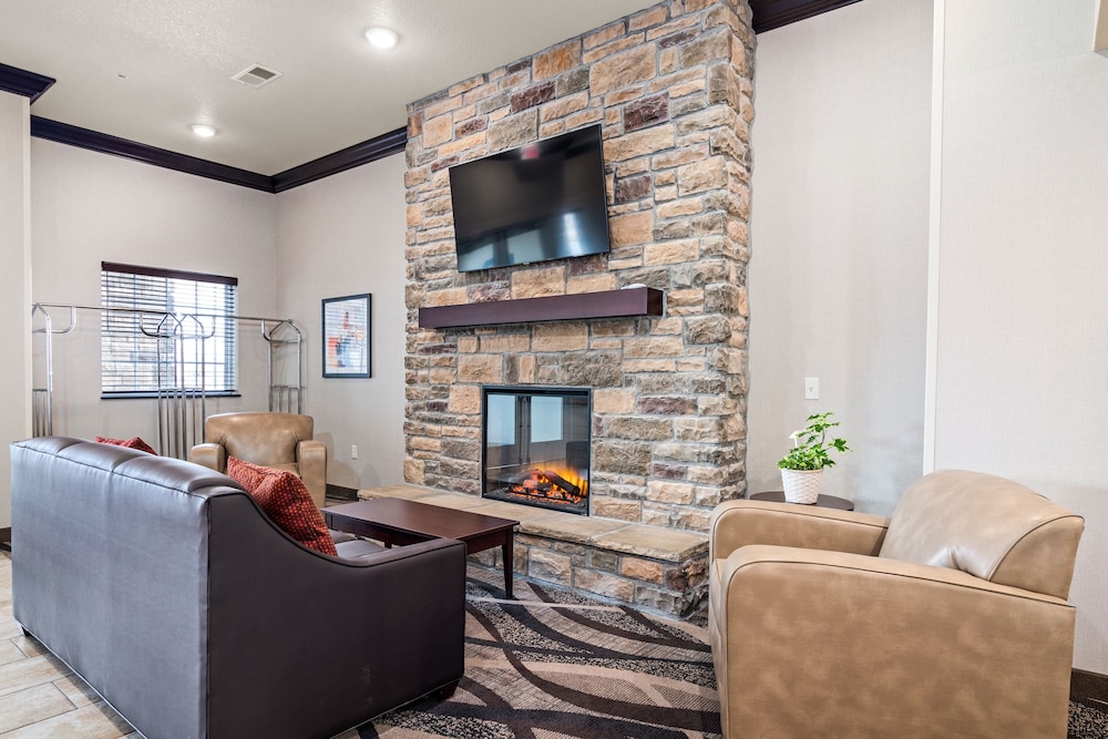 Cobblestone Inn & Suites Yuma - photo 9