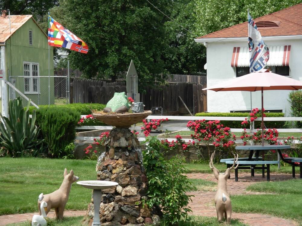 Jumping Frog Motel - photo 37