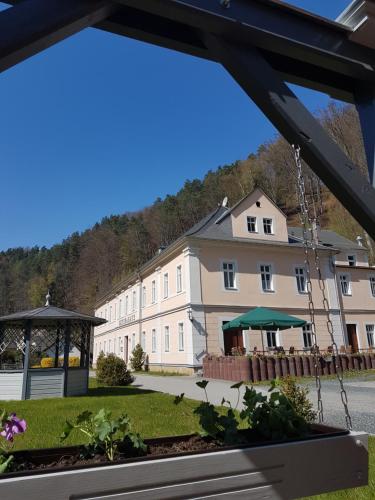 Hotel Garni Dekorahaus — hotel in Bad Schandau