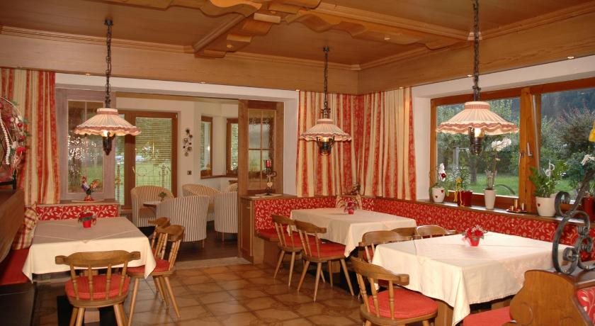 Hotel Garni Almhof — Mayrhofen — photo 3