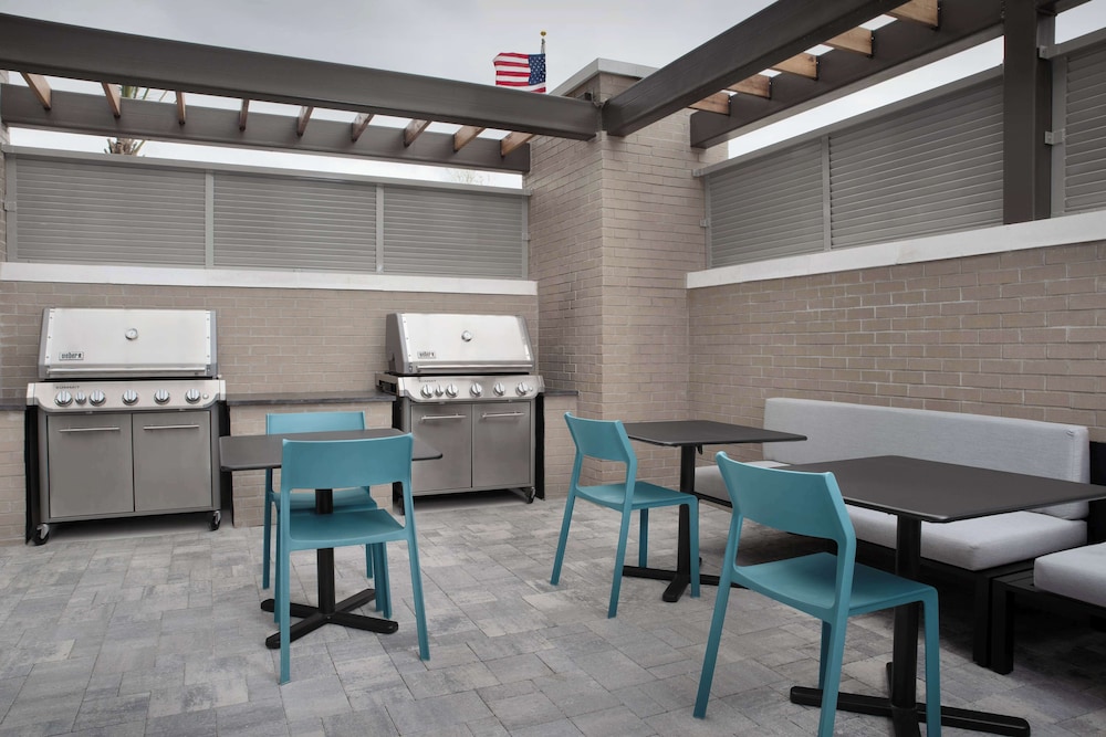 Home2 Suites by Hilton Lakeland North I 4 - photo 35
