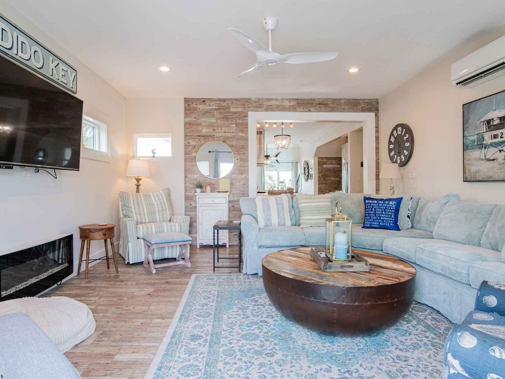 The Key Lime Cottage - photo 8